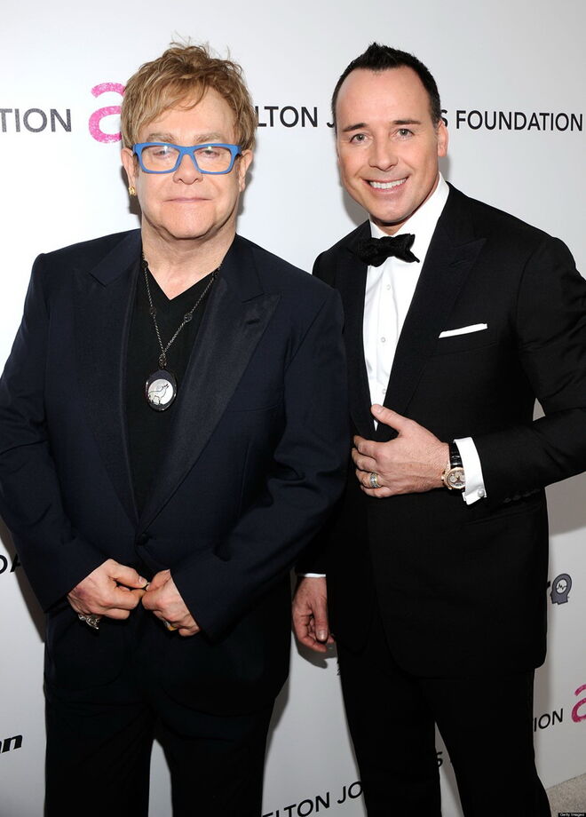 Elton John e David Furnish | Juntos há 26 anos. Os dois tornaram-se um ícone em 1993, quando tudo começou. Só em 2014 puderam legalizar a união em Inglaterra. 