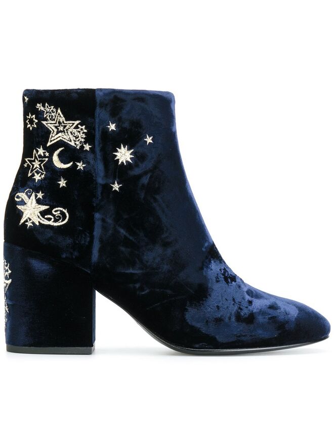 €234, Ash