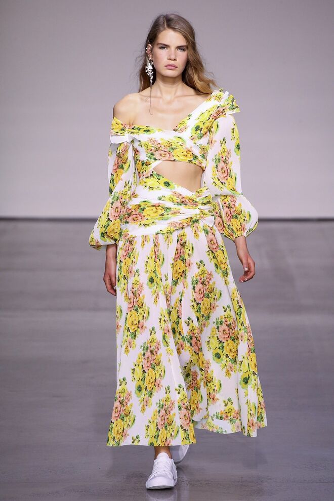 Exercício de ombros: Zimmermann