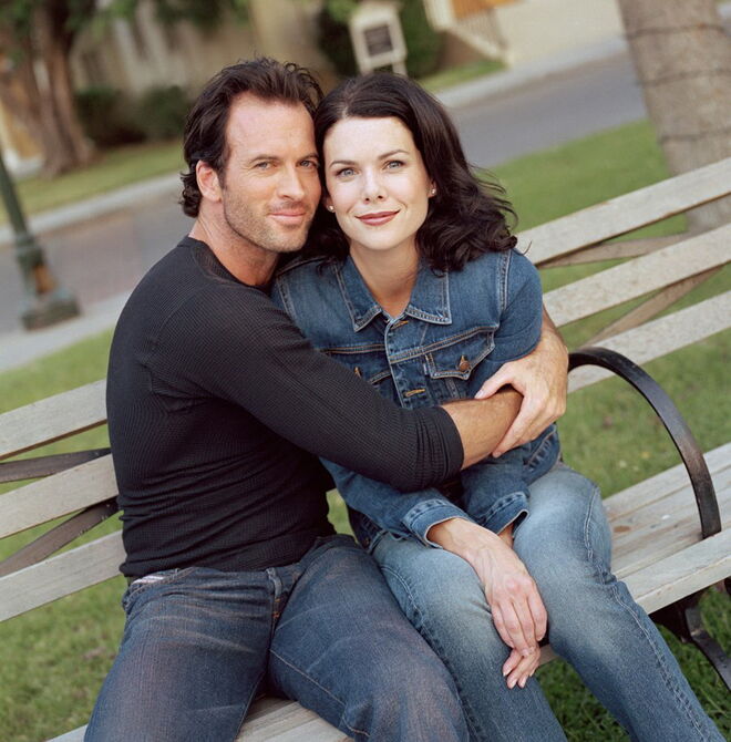 Lauren Graham e Scott Patterson | Consta que os dois atores tinham uma relação difícil nos bastidores de Gilmore Girls. Ambos deram a entender que não se odiavam, mas que também não são grandes amigos. 