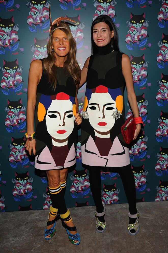 Anna Dello Russo e Giovanna Battaglia com o mesmo vestido Prada numa festa da Miu Miu em Nova Iorque.