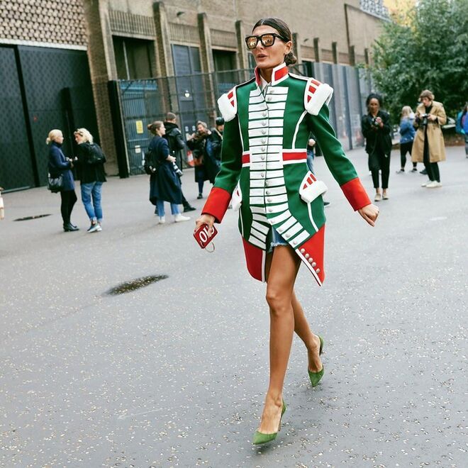 10. Casaco de inspiração militar, €7,250, Burberry (@bat_gio)