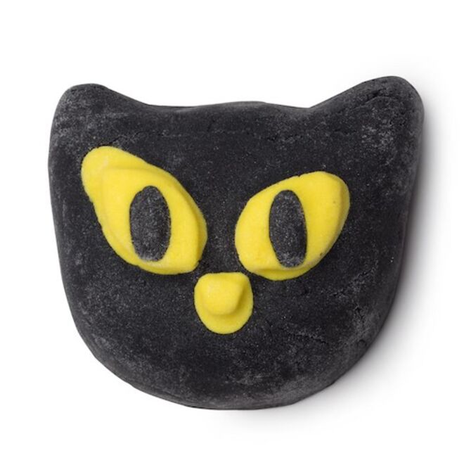 15. Bomba para o banho em forma de gato preto, €7, Lush