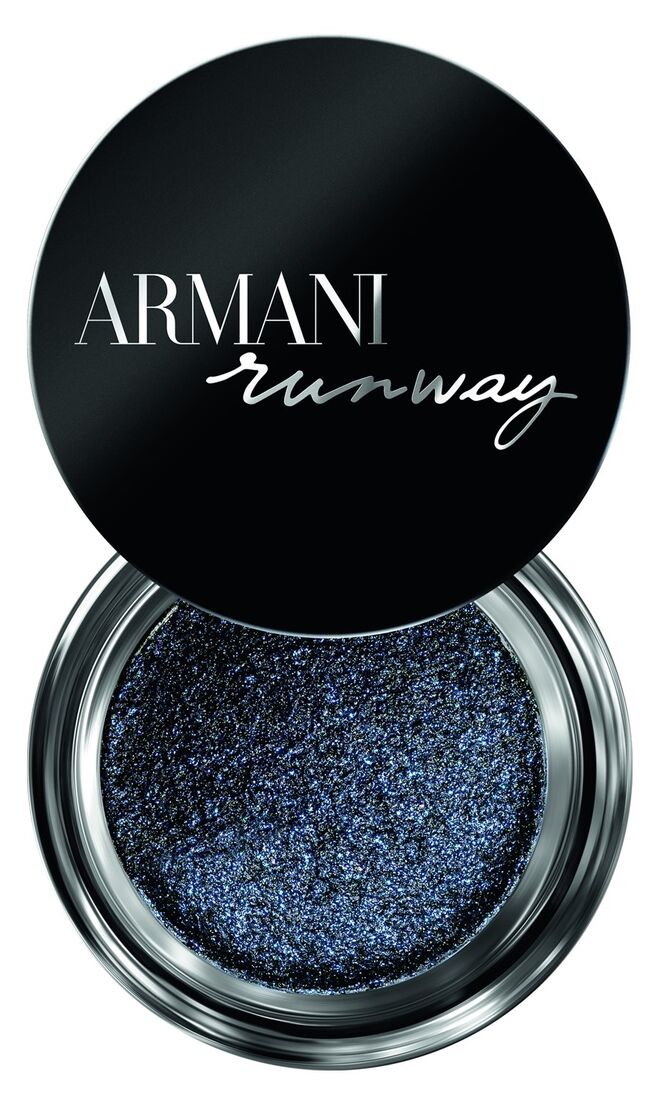 Armani Runway Bounce Eye Shadow Gel, €35,10, Armani   
