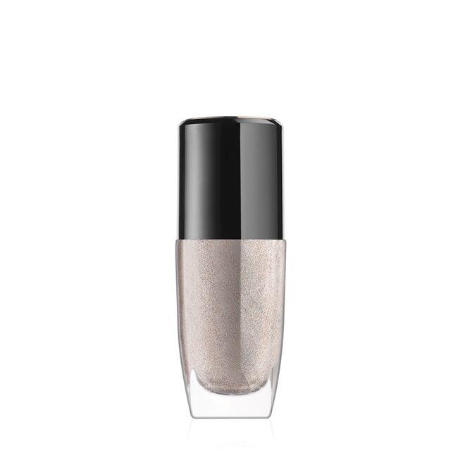 Le Vernis no tom Moderato, €22, Lancôme
