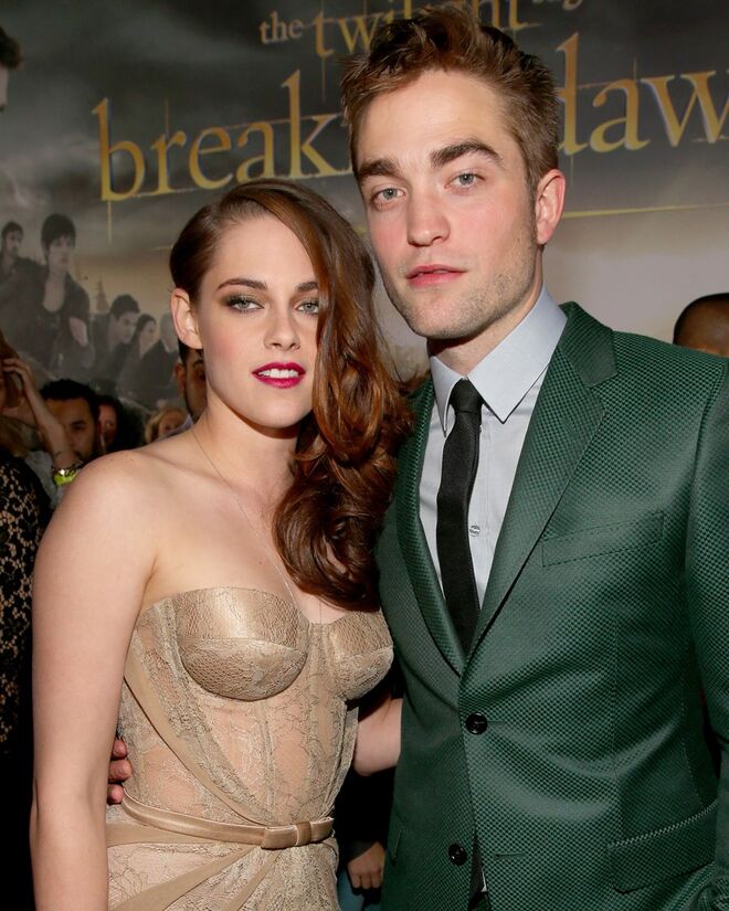 KRISTEN STEWART | A atriz da saga Twilight chegou a comprar duas guitarras para o ex-namorado, Robert Pattinson, no valor de 12.000 euros.