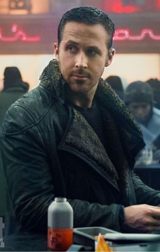 O casaco de Officer K (Ryan Gosling), Blade Runner 2049 (2018)