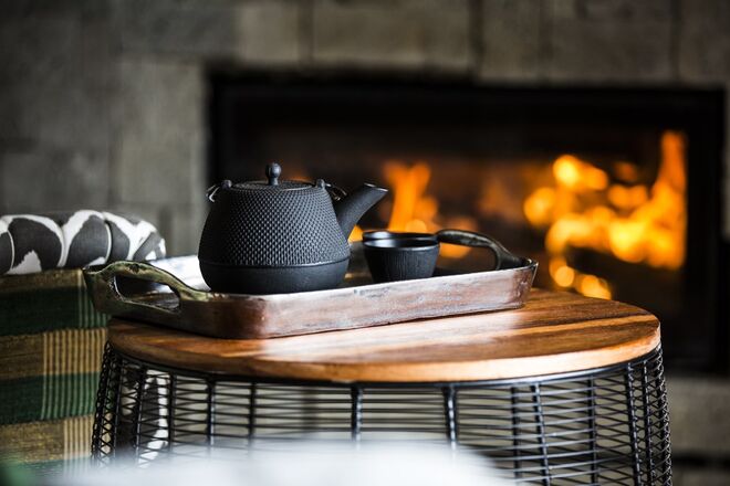 Oferecendo uma sensação única de conforto, isolamento, privacidade e espaço, todas as villas possuem quarto, casa de banho e sala com lareira, pois as noites podem ser frias a alta altitude.