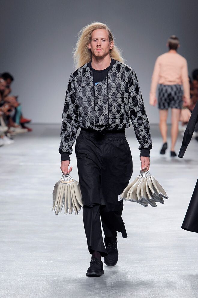 Primavera/verão 2018: Ricardo Andrez