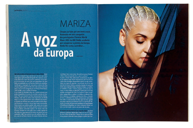 Mariza, a fadista numa altura em que estava nomeada em três categorias dos Prémios Worl Music 2003, da BBC Radio. 2003. Por Leonor Xavier. 