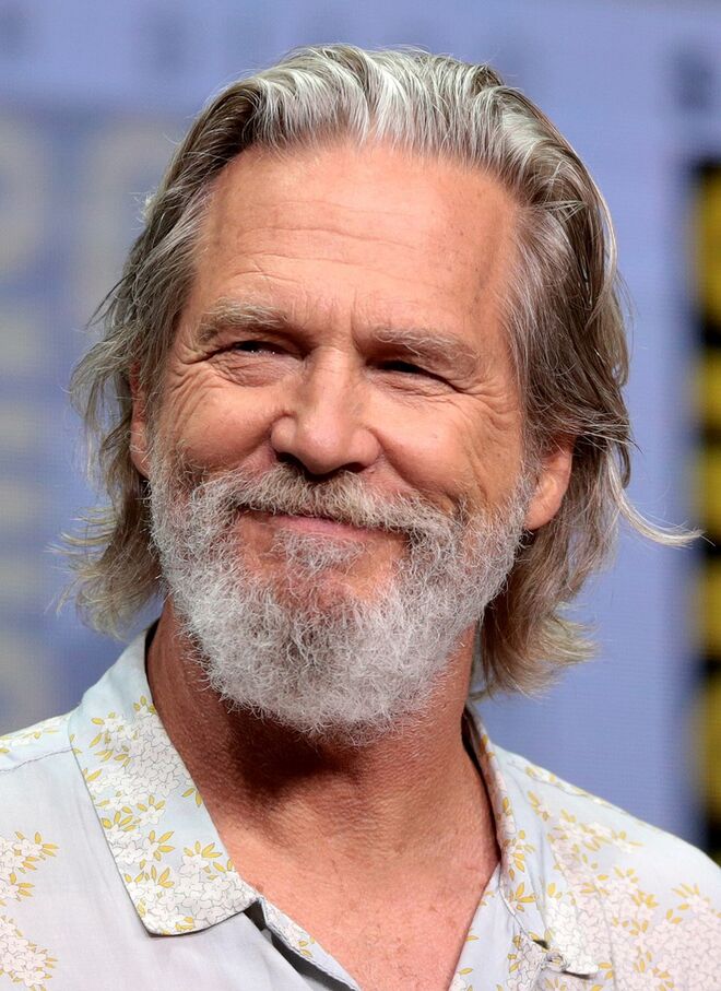 JEFF BRIDGES | ‘Está a enfrentar os seus próprios demónios agora. Desejo que se apoie nesses demónios e saia como uma pessoa mais rica. Desejo-lhe o melhor.’, revelou na antestreia do filme Only the Brave.