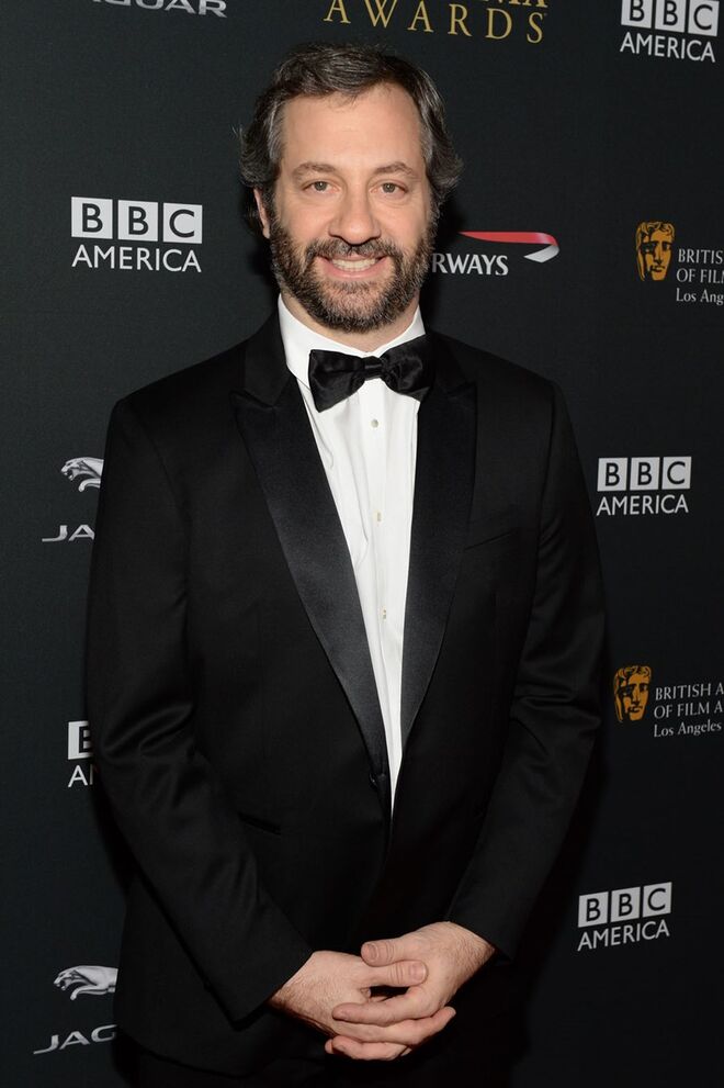 JUDD APATOW | ‘Gente com dinheiro compra o silêncio com acordos económicos. As cláusulas de confidencialidade permitem que os predadores façam a vida negra a outras pessoas. Durante décadas.’