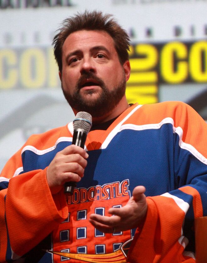 KEVIN SMITH | ‘Ele financiou os meus primeiros 14 anos de carreira, e agora venho a saber que enquanto me dava lucro a mim, mulheres sofriam uma dor terrível. Sinto vergonha de mim mesmo.’ 
