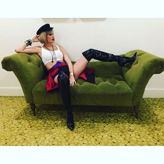 Behati Prinsloo | Vivien Ward (Pretty Woman)