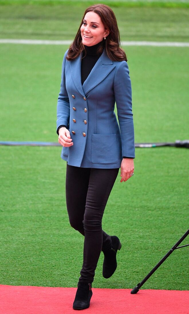 Em Philosophy Di Lorenzo Serafini, durante uma visita ao London Stadium.