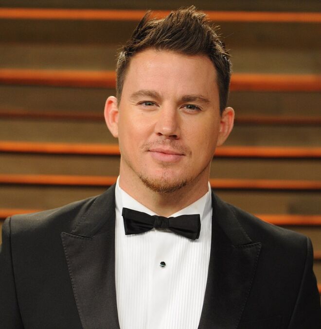 CHANNING TATUM | O ator mantém uma dieta equilibrada para se manter em forma, mas nos dias em que pode comer o que quiser tem uma sanduíche especial que gosta de fazer: a Reddit AMA. É feita de pão de forma, manteiga de amendoim, doce de uva e Cheetos.