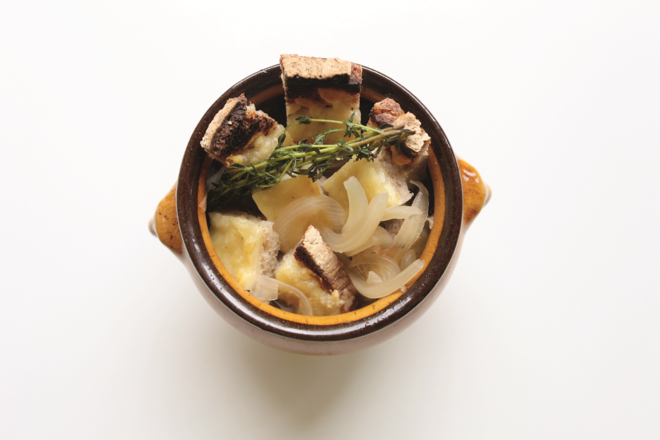 Sopa de Cebola, chef Chérine Yazbeck