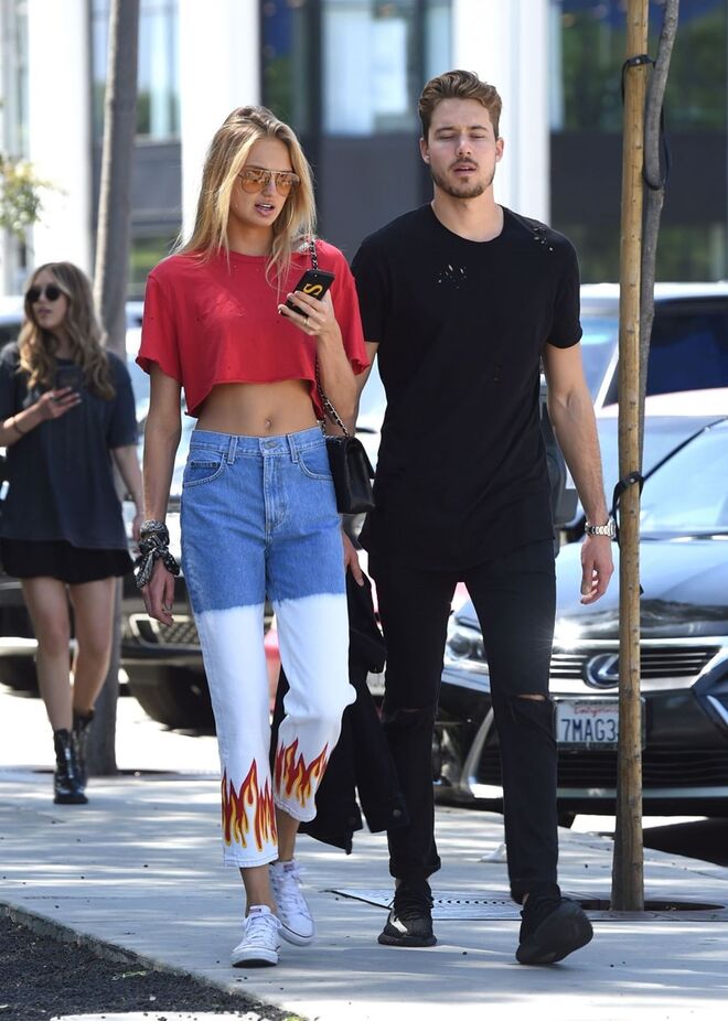 ROMEE STRIJD | A modelo namora com o consultor de negócios holandês Laurens van Leeuwen desde a adolescência.