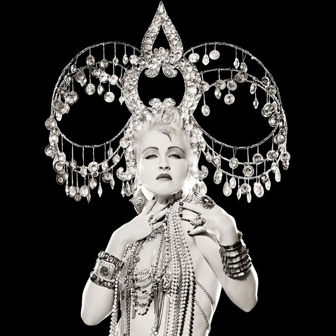 1986 | Cyndi Lauper, Headdress, Los Angeles