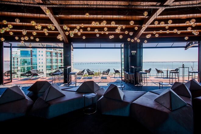 Sky Bar, Hotel Tivoli Oriente, Lisboa