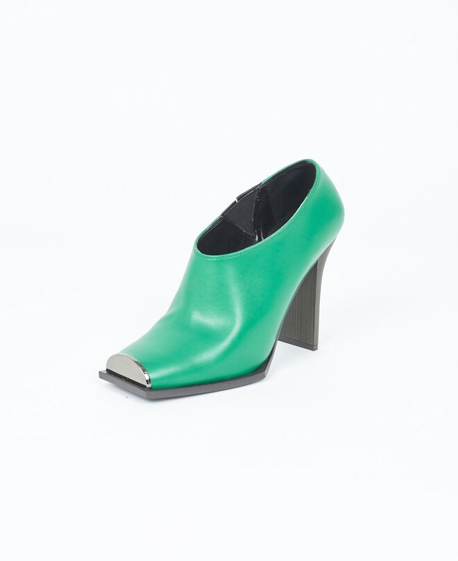 Stella McCartney (preço sob consulta)