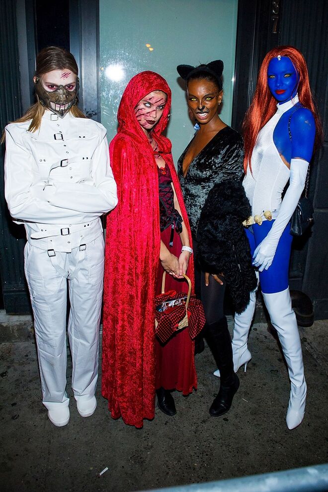 Josephine Skriver, Sara Sampaio, Jasmine Tookes e Lais Ribeiro