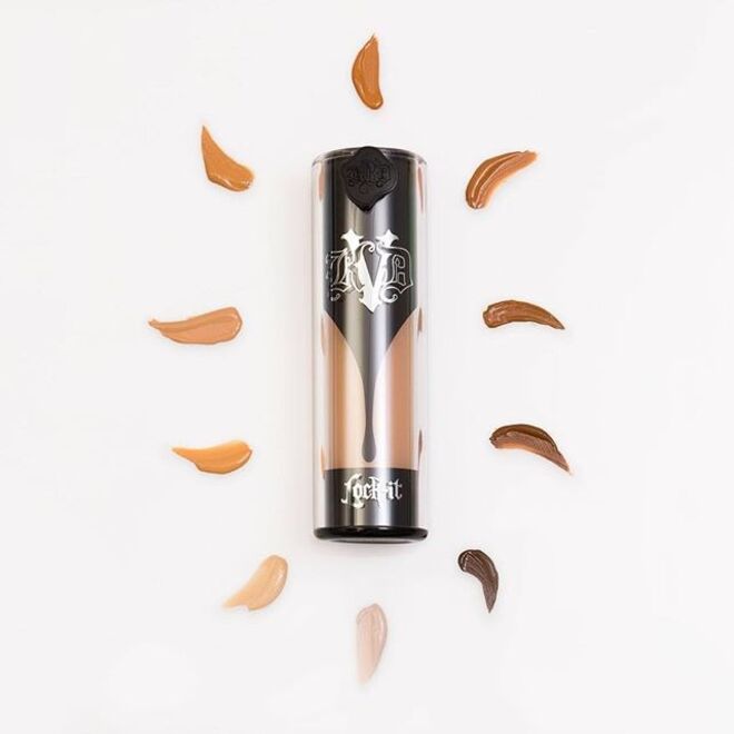 Base líquida Lock-It Liquid Foundation, €35,55, Kat Von D Beauty, em exclusivo na Sephora 