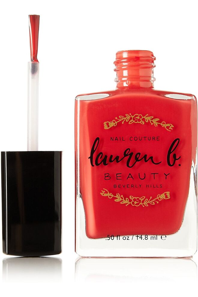 Verniz cor Rodeo Drive, €18, Lauren B. Beauty, em www.net-a-porter.com