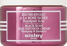 Hidratante de rosto com extrato de rosa preta, €154, Sisley