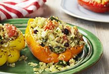 Trio de Pimentos Recheados com Quinoa (receita na revista Sabe Bem nº38 p.18)