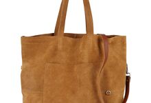 Shopper de camurça, €39,99