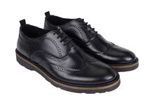 Sapatos Oxford, €59,99