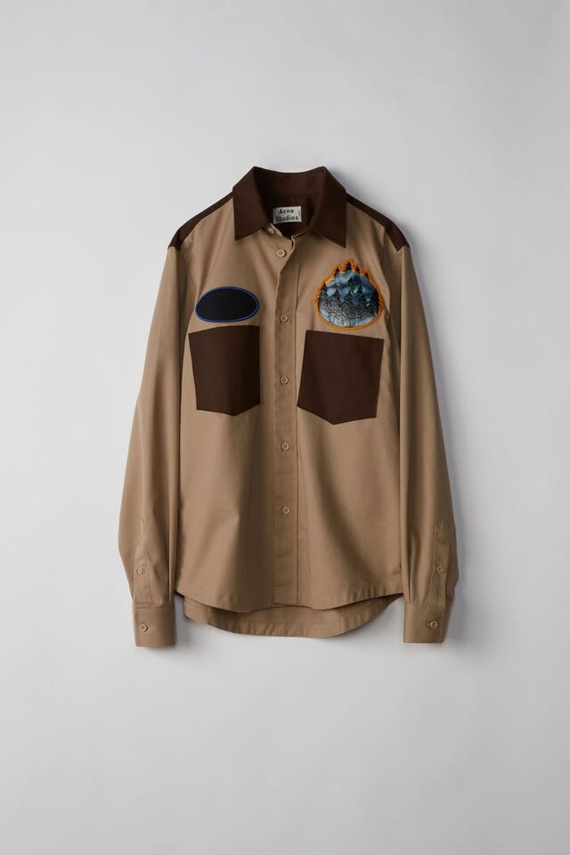 Blusa Seattle beige brown, €280, Acne Studios