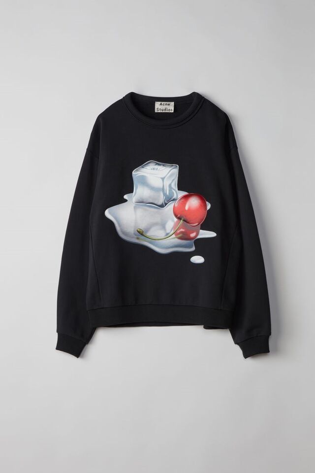 Suéter Flame black ice print, €320, Acne Studios