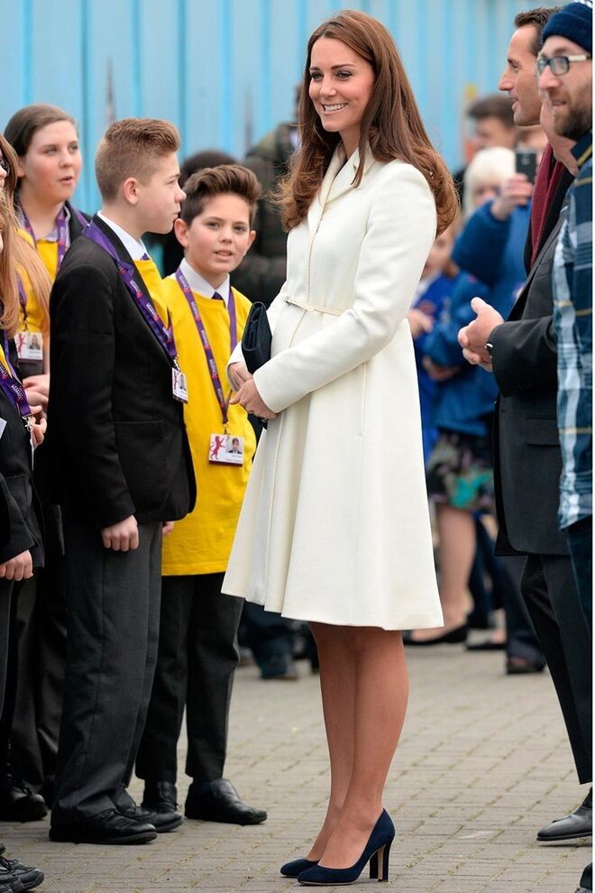 Com um casaco MaxMara (fevereiro 2015)