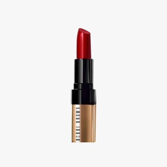 Luxe Lip Color no tom Parisian Red, €36, Bobbi Brown 