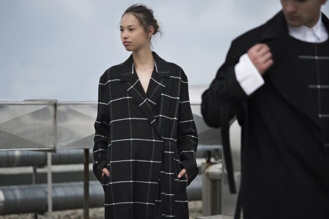 Inês Torcato - 50% de desconto em peças selecionadas e 20% nas restantes peças na loja da rua Sacadura Cabral 118 (Porto) só no dia 24 de novembro