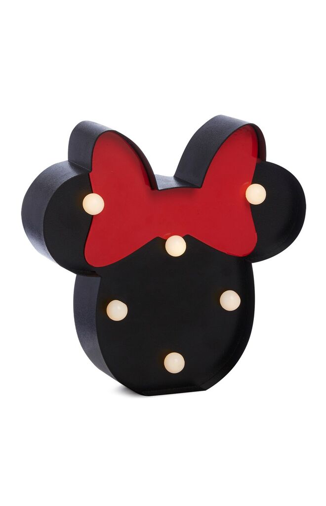 Primark – Não há campanha oficial mas existirão super preços em loja em artigos selecionados no dia 24 de novembro