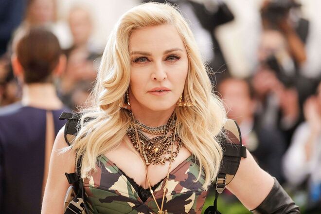 MADONNA | Madonna usa gotas oftálmicas japonesas para conseguir um olhar mais desperto e alerta.