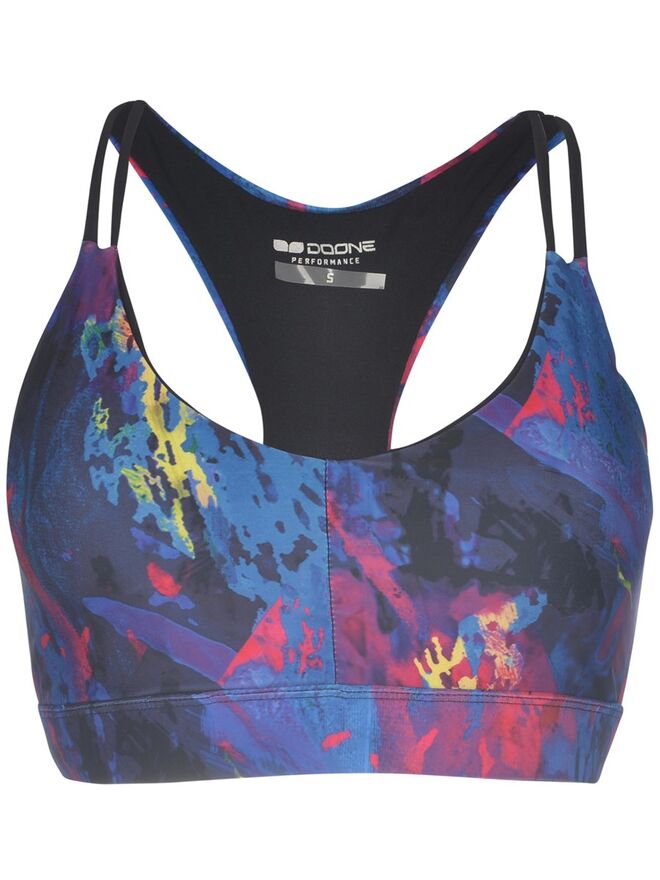 Sport Zone - descontos até 50% nos artigos assinalados de 24 a 26 de novembro, nas lojas e no site da marca (https://www.sportzone.pt/) exceto outlets.  