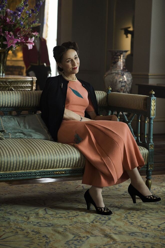 Wallis Simpson (Lia Williams) | Temporada 1, Episódio 5