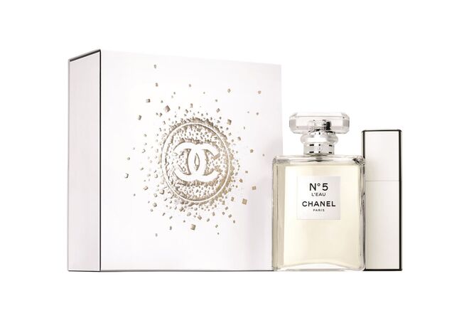 Nº5 L’Eau Gift Box, €171, Chanel