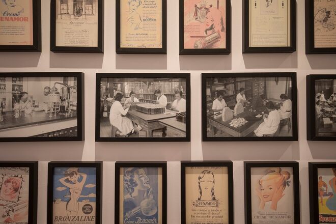 A loja Benamôr fica na Rua dos Bacalhoeiros, 20-A, Lisboa.