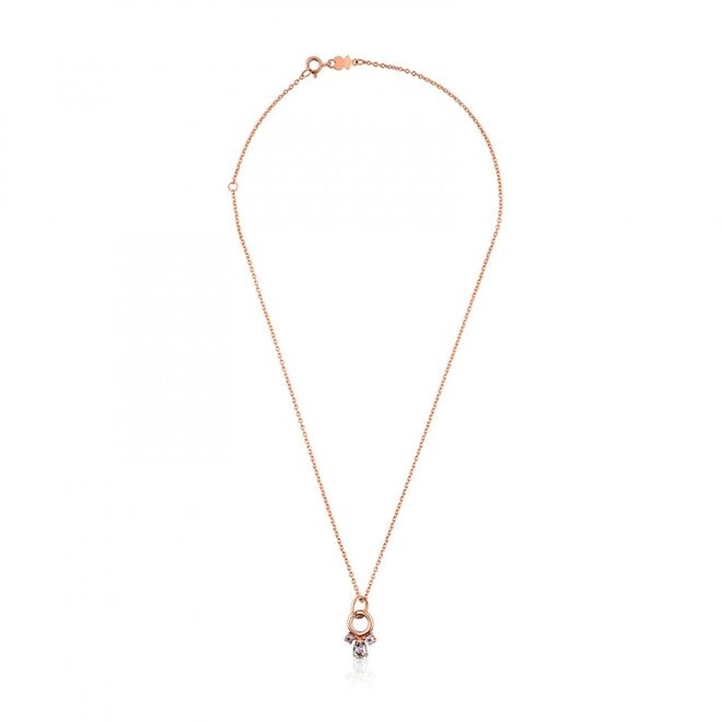 CARANGUEJO (21 de junho - 22 de julho) | Este signo é muito ligado à família, por isso vai adorar qualquer presente com significado. Seja um álbum de fotografias de amigos, uma joia antiga ou algo feito à mão, o importante é que o presente esteja cheio de simbolismo. Colar, €159, Tous.