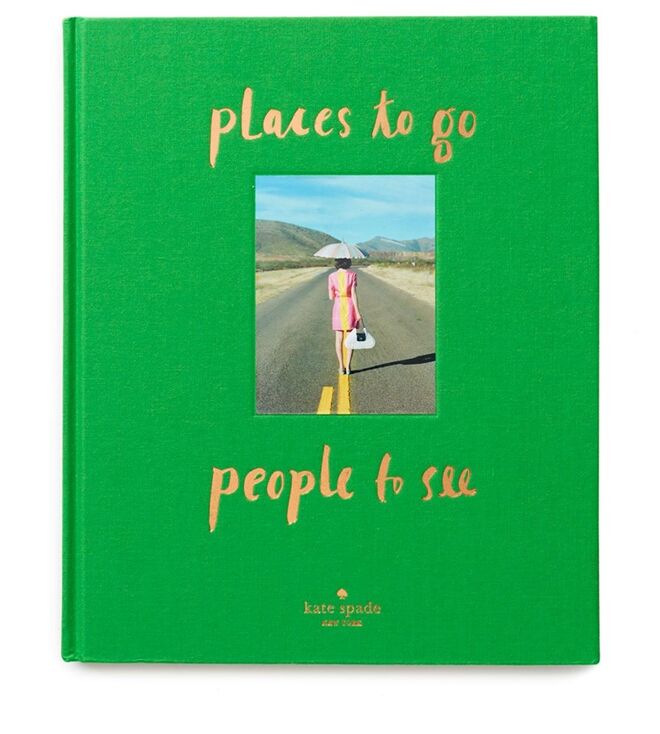 Livro 'Places to go people to see', €29,81.