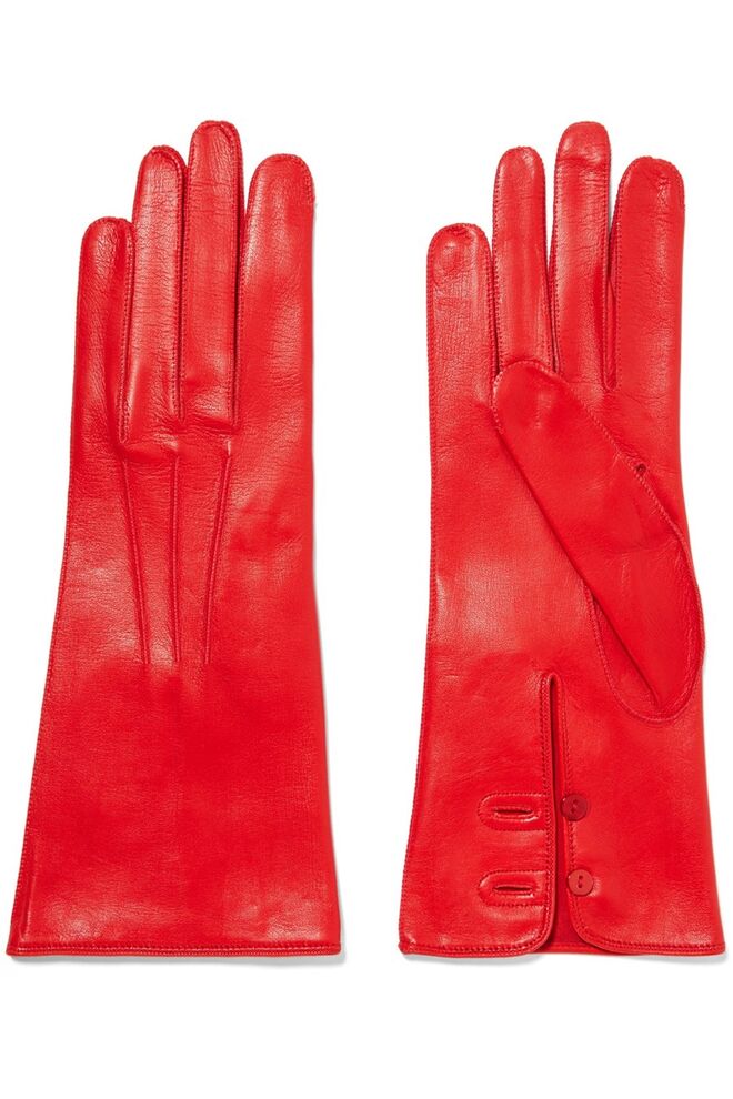 Luvas, €545, Alexander McQueen na Net-a-Porter.