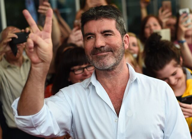 Apesar de considerar que possa ter exagerado a certa altura, Simon Cowell refere que o botox e outras intervenções lhe prolongaram o tempo em televisão
