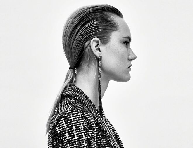 Apanhado ‘wet’ – é a grande tendência para as festividades.