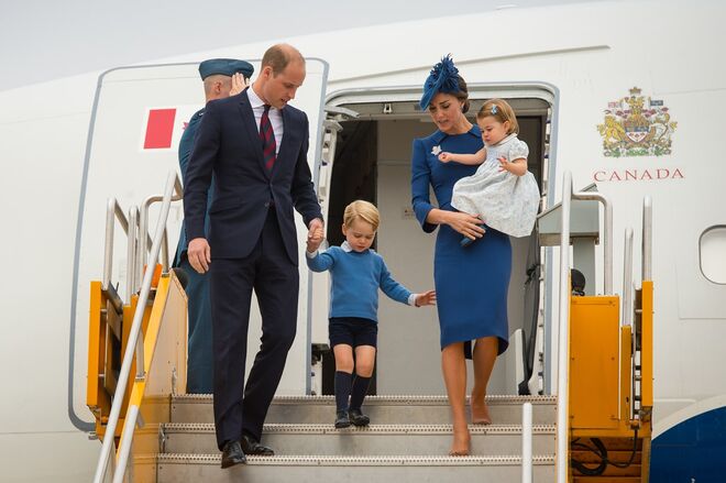 Princípe William com Kate Middleton e os filhos, 2016