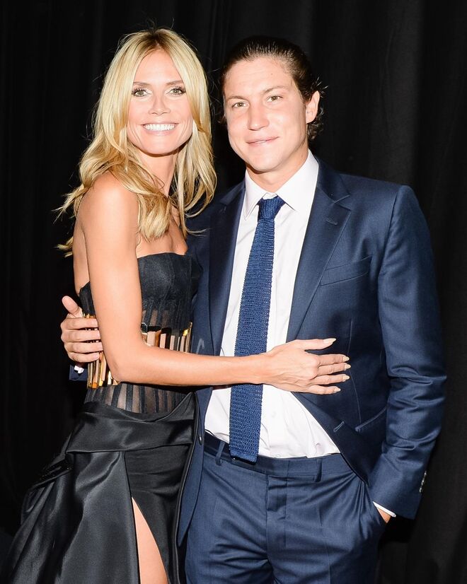 HEIDI KLUM E VITO SCHNABEL, Setembro | Consta que não se trata de uma separação no verdadeiro sentido do termo, já que terão decidido dar um tempo à relação. A relação de três anos de ambos começou dois anos depois de Heidi se ter divorciado de Seal. 